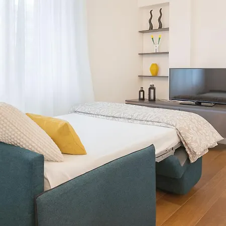 Porta Nuova Apartment